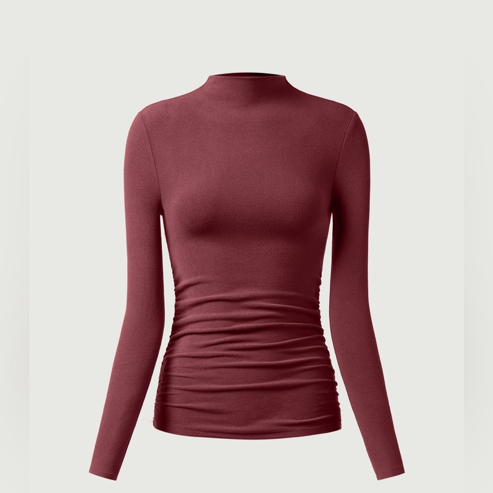 ProWarm Thermal Ruched Sides Tuckable Mockneck Top
Christmas Special Size Small